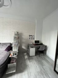 Продаж 2к в р-ні 12 квітня фото 3 Продаж 2к в р-ні 12 квітня фото 3