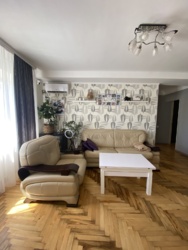 Продаж 3 кімнатної видової квартири на пл. Фестивальній фото 13 Продаж 3 кімнатної видової квартири на пл. Фестивальній фото 13