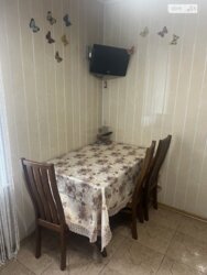 ������ 4��� �������� �� ������� ������������ ���� 13