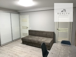 Продаж 3-кімнатної квартири, р-н Парк Перемоги фото 3 Продаж 3-кімнатної квартири, р-н Парк Перемоги фото 3