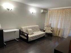 Продаж 1 кмн квартири, Центр міста (вул. 12 квітня) фото 2 Продаж 1 кмн квартири, Центр міста (вул. 12 квітня) фото 2