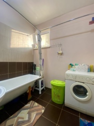 Продаж 2 кімнатної сталінки, Металургів (проспект Соборний) фото 6 Продаж 2 кімнатної сталінки, Металургів (проспект Соборний) фото 6