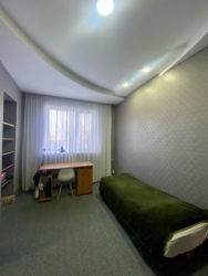 Продаж 2 кімнатної сталінки, Металургів (проспект Соборний) фото 10 Продаж 2 кімнатної сталінки, Металургів (проспект Соборний) фото 10