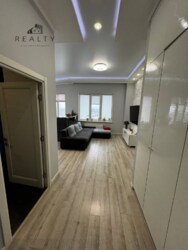 Трикімнатна квартира на Волгоградській 26а фото 11 Трикімнатна квартира на Волгоградській 26а фото 11