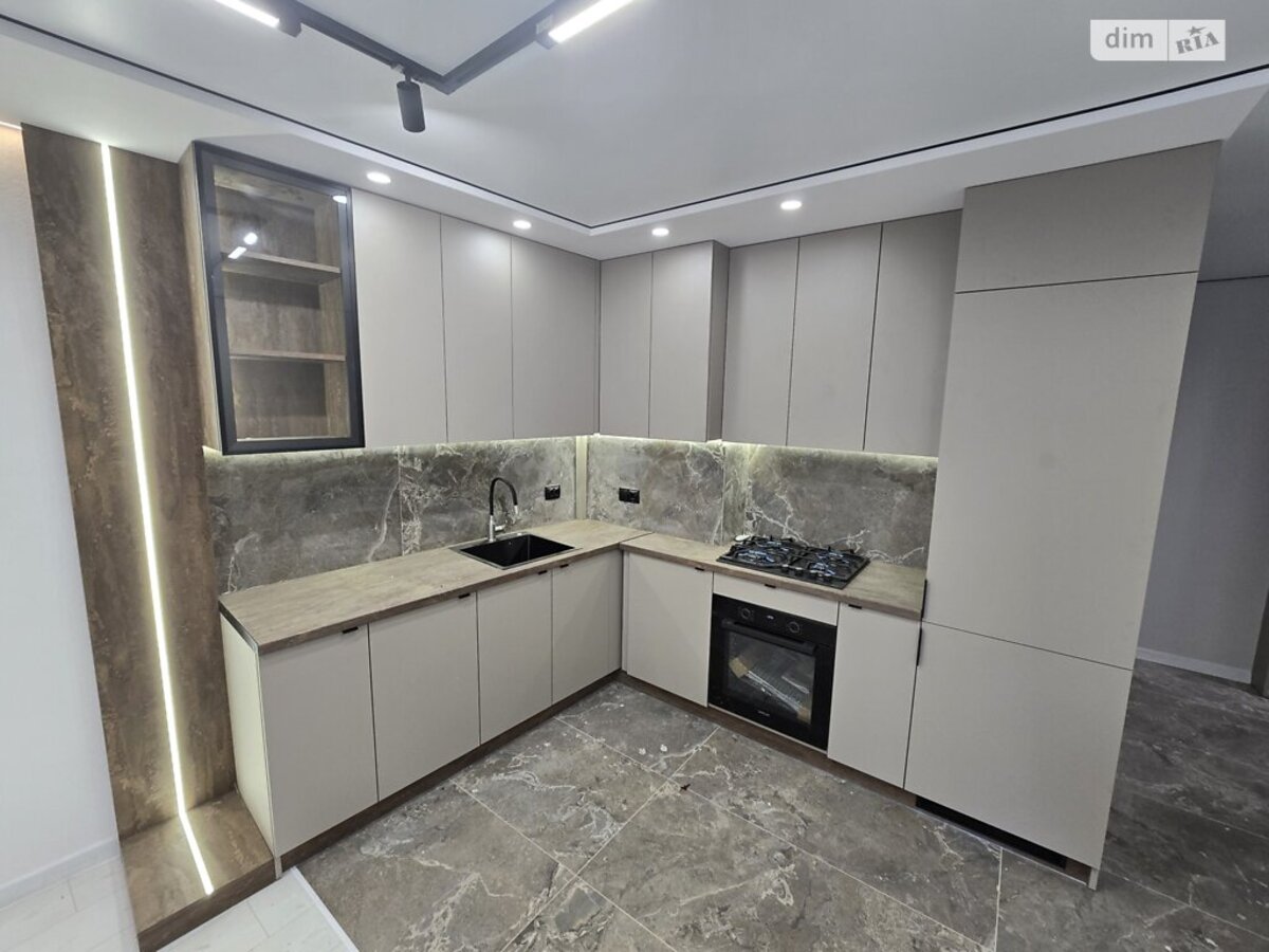 Продається квартира Київська вул., 9д, Тернопіль, Тернопільська, БАМ фото 1 Продається квартира Київська вул., 9д, Тернопіль, Тернопільська, БАМ фото 1