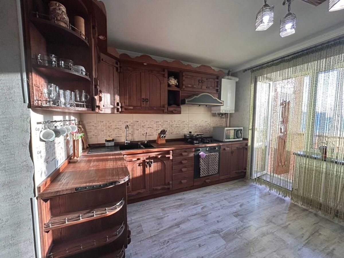 Продається квартира Коновальця Є. вул., Тернопіль, Тернопільська, Канада фото 1 Продається квартира Коновальця Є. вул., Тернопіль, Тернопільська, Канада фото 1