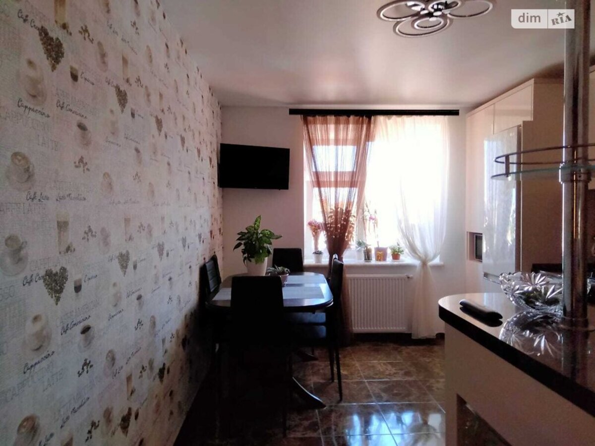 Продається квартира Тарнавського Генерала вул., 32, Тернопіль, Тернопільська, БАМ фото 1 Продається квартира Тарнавського Генерала вул., 32, Тернопіль, Тернопільська, БАМ фото 1