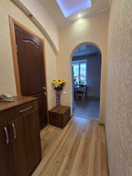 ПРОДАЖ 2-ох кім квартири в сталінці (Критий ринок) фото 3 ПРОДАЖ 2-ох кім квартири в сталінці (Критий ринок) фото 3