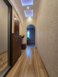 ПРОДАЖ 2-ох кім квартири в сталінці (Критий ринок) фото 1 ПРОДАЖ 2-ох кім квартири в сталінці (Критий ринок) фото 1