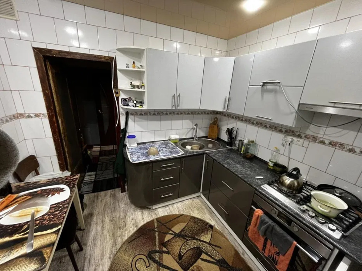 ������ 2 ������� �������� ���'������ ˳��� ����� ���� 1