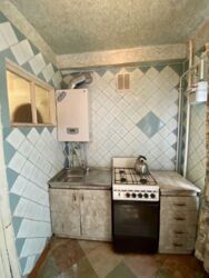 Продається квартира Дніпропетровська, Кам'янське, Кам'янське, центр, Бурхана фото 1 Продається квартира Дніпропетровська, Кам'янське, Кам'янське, центр, Бурхана фото 1