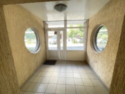 Продам просторную 1 к. квартиру на пр. Богдана Хмельницкого фото 2 Продам просторную 1 к. квартиру на пр. Богдана Хмельницкого фото 2