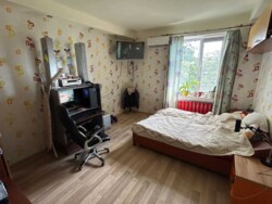 Продається квартира Дніпропетровська, Кам'янське, Кам'янське, центр фото 1 Продається квартира Дніпропетровська, Кам'янське, Кам'янське, центр фото 1