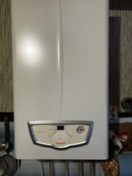 Продається квартира Дніпропетровська, Кам'янське, Кам'янське, центр фото 13 Продається квартира Дніпропетровська, Кам'янське, Кам'янське, центр фото 13