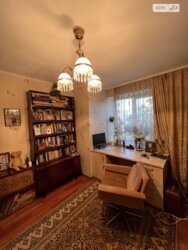 У продажу світла та затишна 3-х кімнатна квартира на вул. С.Бандери 19. фото 1 У продажу світла та затишна 3-х кімнатна квартира на вул. С.Бандери 19. фото 1