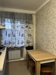 Продається квартира Дніпропетровська, Кам'янське, Кам'янське, Вокзалы фото 1 Продається квартира Дніпропетровська, Кам'янське, Кам'янське, Вокзалы фото 1