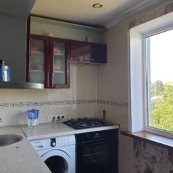 Продаю 3 кімнатну квартиру по вулиці Ніжинська з меблями та технікою. фото 2 Продаю 3 кімнатну квартиру по вулиці Ніжинська з меблями та технікою. фото 2