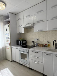 Продається квартира Дніпропетровська, Кам'янське, Кам'янське, 3 мкр фото 1 Продається квартира Дніпропетровська, Кам'янське, Кам'янське, 3 мкр фото 1