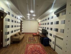 Эксклюзивна 3-к квартира в центрі. фото 1 Эксклюзивна 3-к квартира в центрі. фото 1