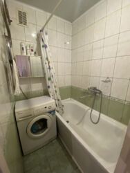 Продається квартира Дніпропетровська, Кам'янське, Кам'янське, центр фото 9 Продається квартира Дніпропетровська, Кам'янське, Кам'янське, центр фото 9