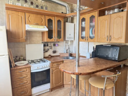 Продається квартира Дніпропетровська, Кам'янське, Кам'янське, центр фото 17 Продається квартира Дніпропетровська, Кам'янське, Кам'янське, центр фото 17