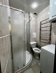 Продається квартира Дніпропетровська, Кам'янське, Кам'янське, центр фото 4 Продається квартира Дніпропетровська, Кам'янське, Кам'янське, центр фото 4