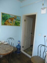 Продам 2-комн. кварт. в центре (сталинка) фото 3 Продам 2-комн. кварт. в центре (сталинка) фото 3