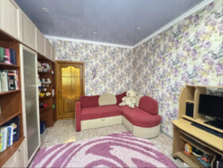 Продається квартира Дніпропетровська, Кам'янське, Кам'янське, центр фото 14 Продається квартира Дніпропетровська, Кам'янське, Кам'янське, центр фото 14