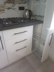 Продається квартира Дніпропетровська, Кам'янське, Кам'янське, центр фото 2 Продається квартира Дніпропетровська, Кам'янське, Кам'янське, центр фото 2