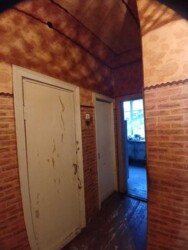 Продається квартира Дніпропетровська, Кам'янське, Кам'янське, центр фото 1 Продається квартира Дніпропетровська, Кам'янське, Кам'янське, центр фото 1