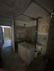 У продажу 4-х кімнатна квартира у ЦЕНТРІ фото 8 У продажу 4-х кімнатна квартира у ЦЕНТРІ фото 8