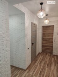 Продам 2-кімнатну квартиру після капітального ремонту фото 1 Продам 2-кімнатну квартиру після капітального ремонту фото 1