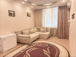 Продається квартира Дніпропетровська, Кам'янське, Кам'янське, центр фото 4 Продається квартира Дніпропетровська, Кам'янське, Кам'янське, центр фото 4