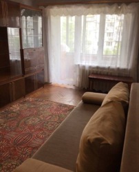 Продам 2-х кімнатну квартиру на 8 поверсі в райні Тополі-1 фото 1 Продам 2-х кімнатну квартиру на 8 поверсі в райні Тополі-1 фото 1