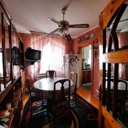 Продається квартира Дніпропетровська, Кам'янське, Кам'янське, 4 мкр фото 4 Продається квартира Дніпропетровська, Кам'янське, Кам'янське, 4 мкр фото 4