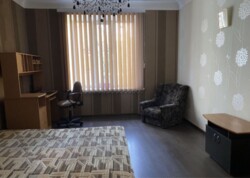 3-х комнатная квартира Центр Сталинка. фото 2 3-х комнатная квартира Центр Сталинка. фото 2