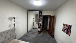 Продається квартира Дніпропетровська, Кам'янське, Кам'янське, 4 мкр, Металургов, 86а фото 1 Продається квартира Дніпропетровська, Кам'янське, Кам'янське, 4 мкр, Металургов, 86а фото 1