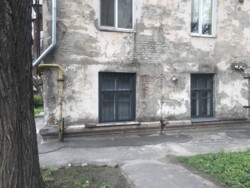 2к квартира в центе с АО. фото 2 2к квартира в центе с АО. фото 2