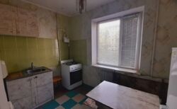 Продаётся 1 комнатная квартира на 3 мкр, 4/9 фото 1 Продаётся 1 комнатная квартира на 3 мкр, 4/9 фото 1