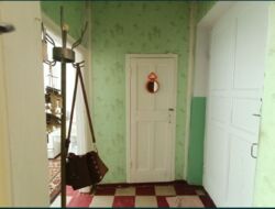 Продається квартира Дніпропетровська, Кам'янське, Кам'янське, центр фото 3 Продається квартира Дніпропетровська, Кам'янське, Кам'янське, центр фото 3