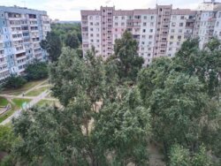 Продам 3-х к-ную квартиру на левом берегу, 4-мкр. фото 1 Продам 3-х к-ную квартиру на левом берегу, 4-мкр. фото 1