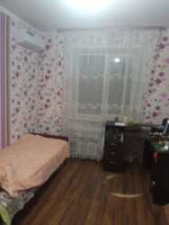 Продається квартира Дніпропетровська, Кам'янське, Кам'янське, 4 мкр фото 1 Продається квартира Дніпропетровська, Кам'янське, Кам'янське, 4 мкр фото 1