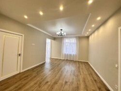 Продається квартира Дніпропетровська, Кам'янське, Кам'янське, центр фото 3 Продається квартира Дніпропетровська, Кам'янське, Кам'янське, центр фото 3