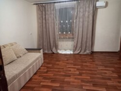 Продам большую , светлую 2х к квартиру в хорошем кирпичной доме 96 г фото 3 Продам большую , светлую 2х к квартиру в хорошем кирпичной доме 96 г фото 3