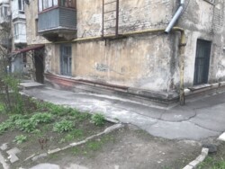 2к квартира в центе с АО. фото 3 2к квартира в центе с АО. фото 3