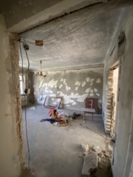 У продажу 4-х кімнатна квартира у ЦЕНТРІ фото 2 У продажу 4-х кімнатна квартира у ЦЕНТРІ фото 2