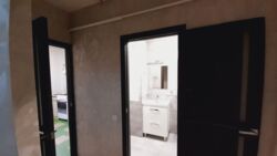 Продам 1 комнтантную квартиру, 11 мкр. 1/10 фото 4 Продам 1 комнтантную квартиру, 11 мкр. 1/10 фото 4