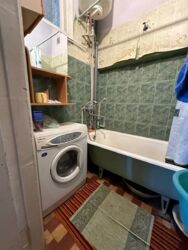 Продається квартира Дніпропетровська, Кам'янське, Кам'янське, центр фото 7 Продається квартира Дніпропетровська, Кам'янське, Кам'янське, центр фото 7