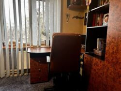 Продається квартира Дніпропетровська, Кам'янське, Кам'янське, центр фото 10 Продається квартира Дніпропетровська, Кам'янське, Кам'янське, центр фото 10