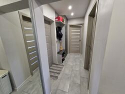 Продається квартира Дніпропетровська, Кам'янське, Кам'янське, центр фото 12 Продається квартира Дніпропетровська, Кам'янське, Кам'янське, центр фото 12